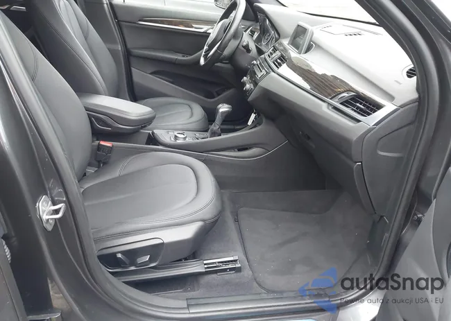 WBXHT3C3XH5F77351: 43011375