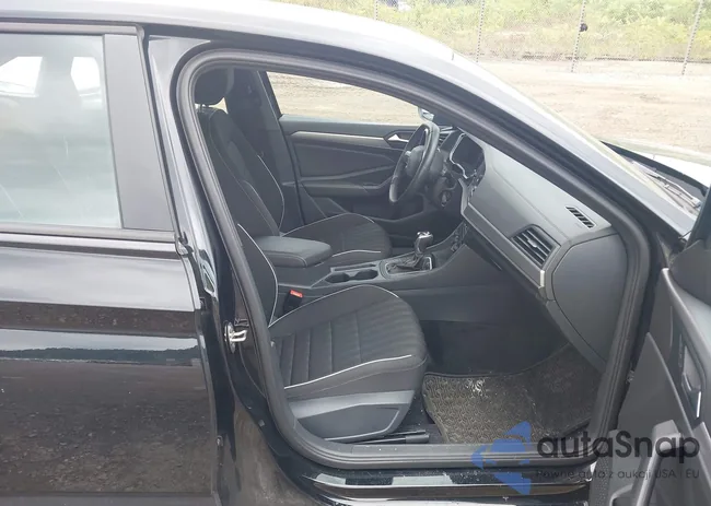 3VWBM7BU1RM049589: 43011398