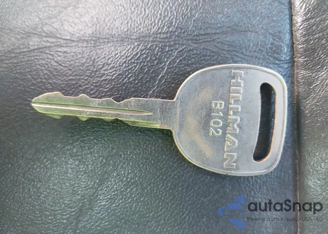 3GNEK13T92G304915: 43011410