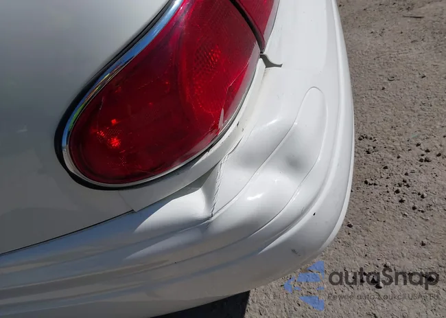 1G4HP52K15U232774: 43011501