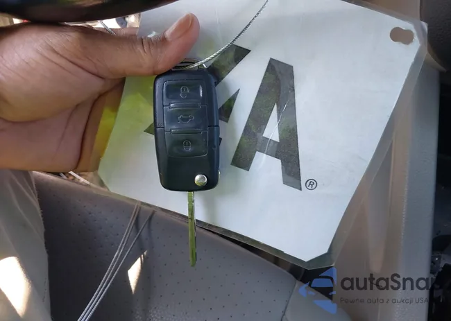 3VWCL71K59M002881: 43011595