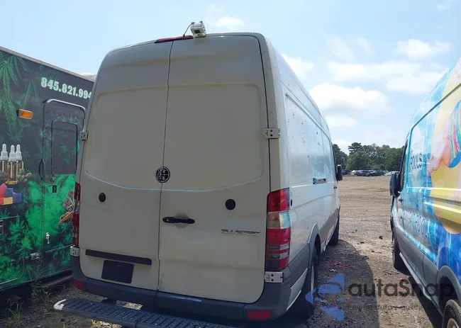 WD3PE8DD4GP248761: 43011600