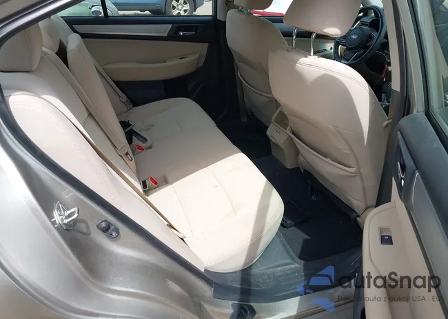 4S3BNAF60K3040172: 43011711