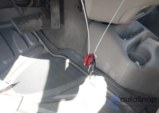 1B3ES46C7YD857818: 43011751