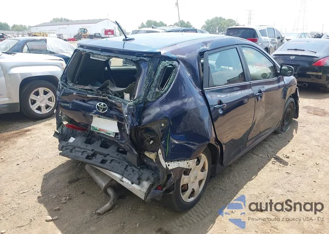 2T1KU4EE4AC279985: 43011777