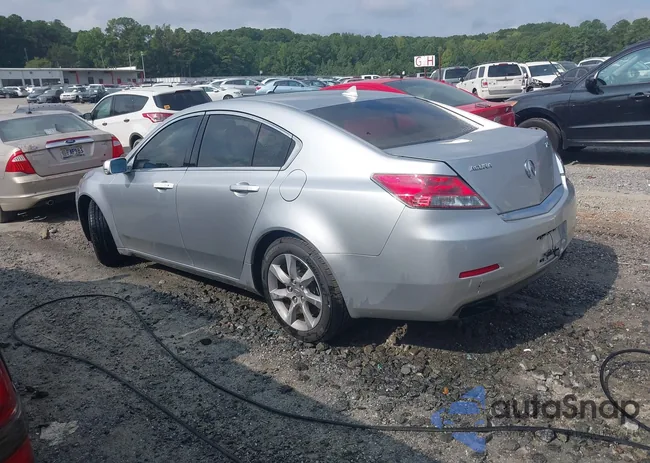 19UUA8F26CA032988: 43011791