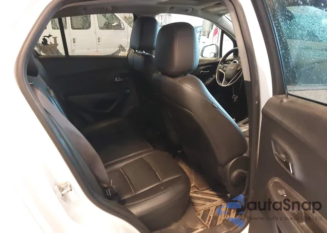 KL7CJRSB8GB504093: 43011796