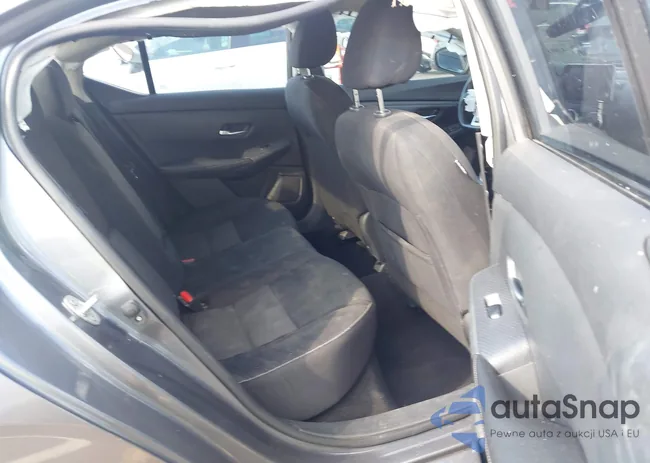 3N1AB8CV3LY258840: 43011819