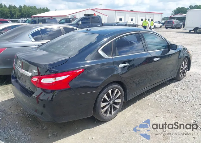 1N4AL3AP9HC175470: 43011823