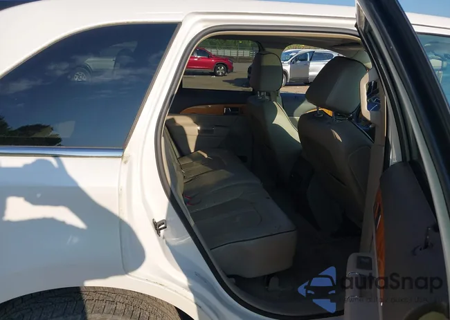 2LMDJ8JKXDBL44288: 43011017