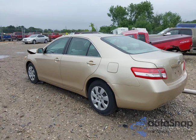 4T4BF3EK3AR022959: 43011068