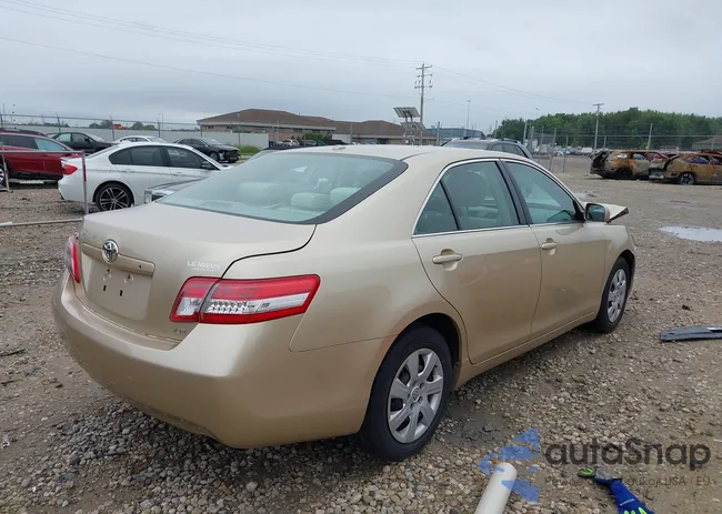 4T4BF3EK3AR022959: 43011068