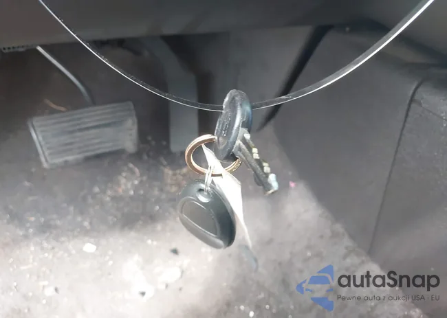 1GNSCBE04BR217724: 43011071