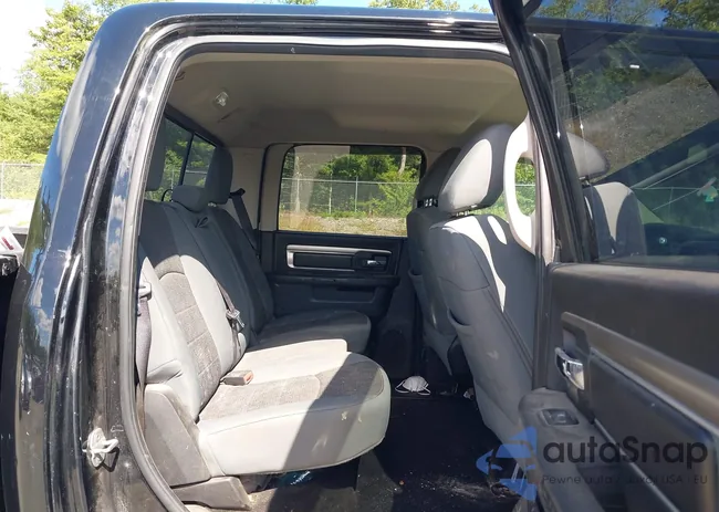 3C6TR5DT1DG578895: 43011077