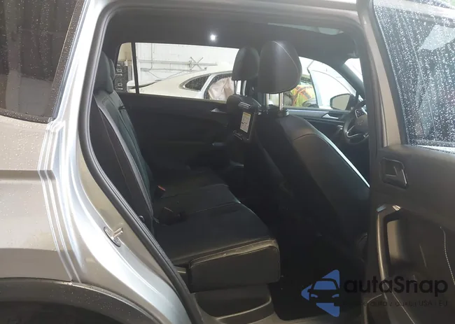 3VV8B7AX6NM165722: 43011139