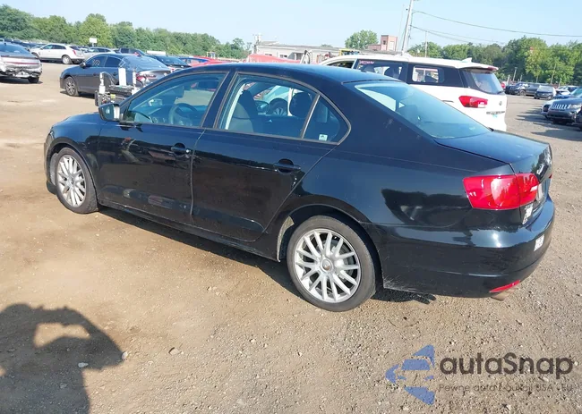 3VW1K7AJ3CM345617: 43012321