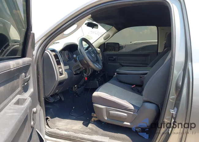 1D3HB16K99J508378: 43012465