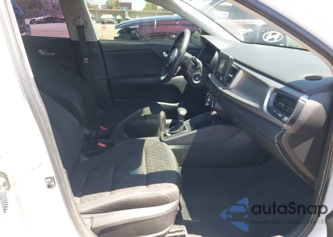 3KPA24AB3KE210656: 43012503