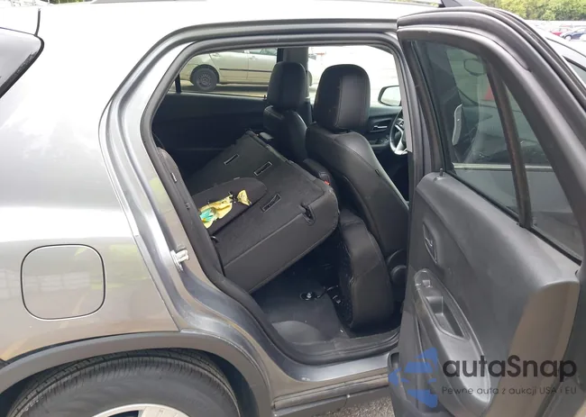 3GNCJLSB9LL169653: 43011968