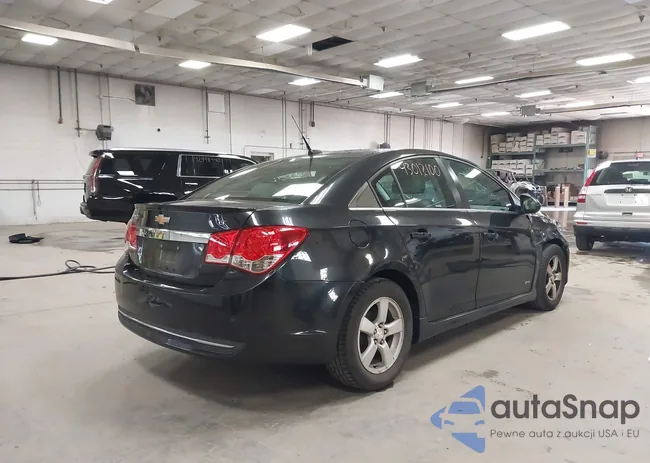 1G1PC5SB2D7316927: 43012100