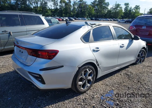 3KPF24AD3ME273248: 43013542