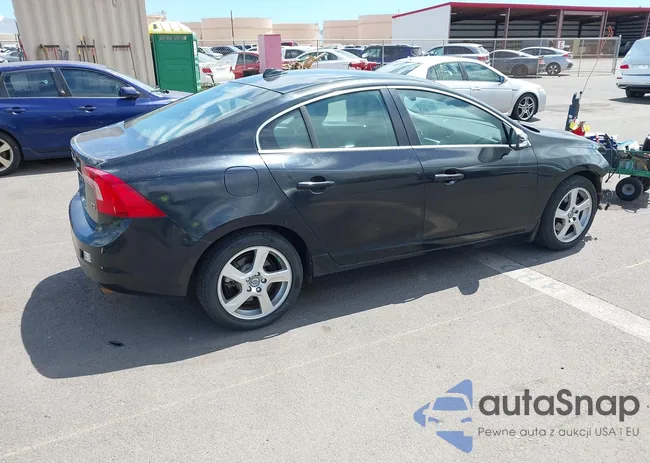 YV1622FS5C2106259: 43012886