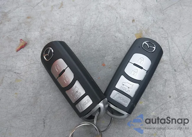 JM3TCBEY9G0109850: 43012931