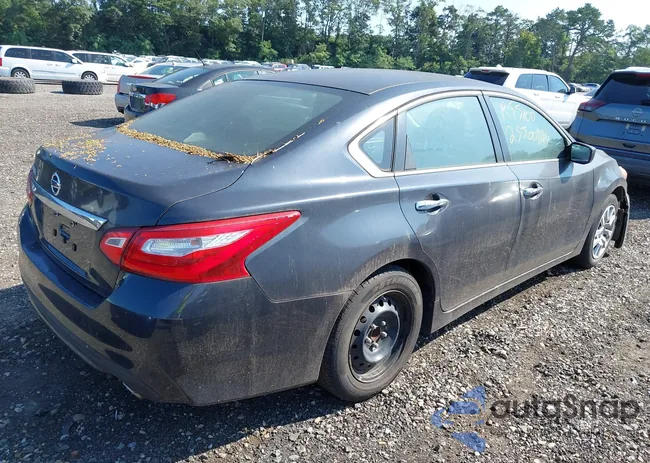 1N4AL3AP5GC236425: 43013045