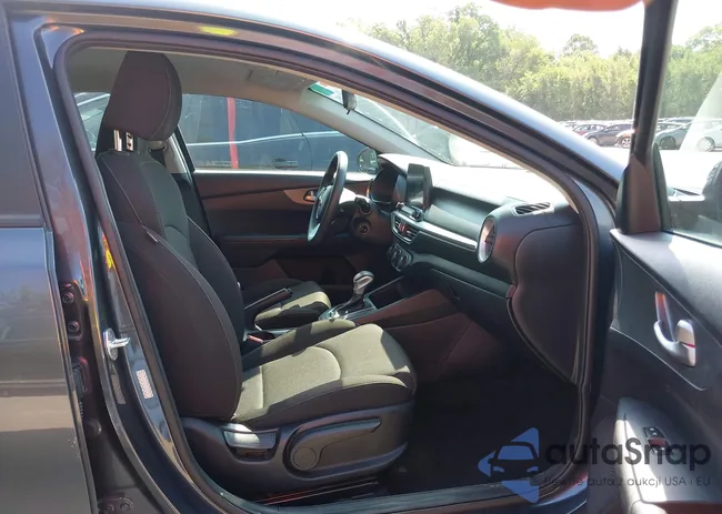 3KPF24AD4LE229628: 43013170