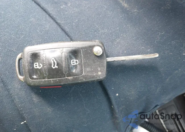 WVGAV7AX5FW595018: 43013177