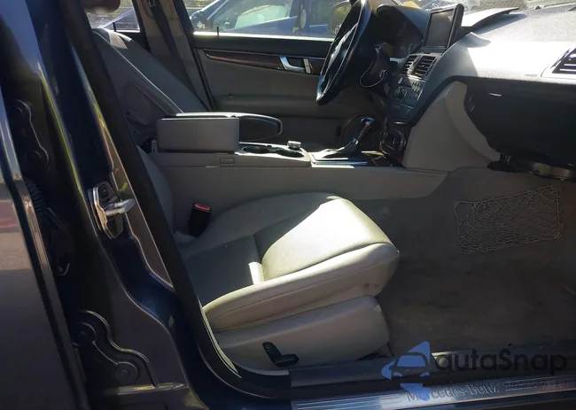 WDDGF54X48F041702: 43013209