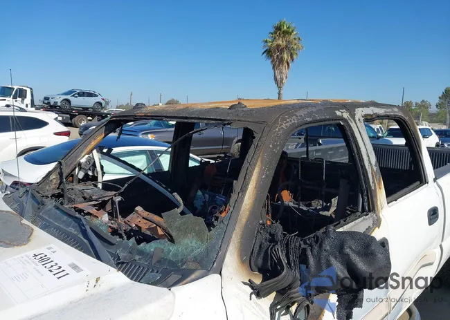 1GCHK23204F260360: 43013211