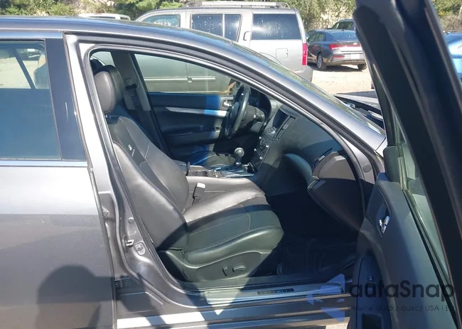 JN1CV6AR0CM679329: 43014271