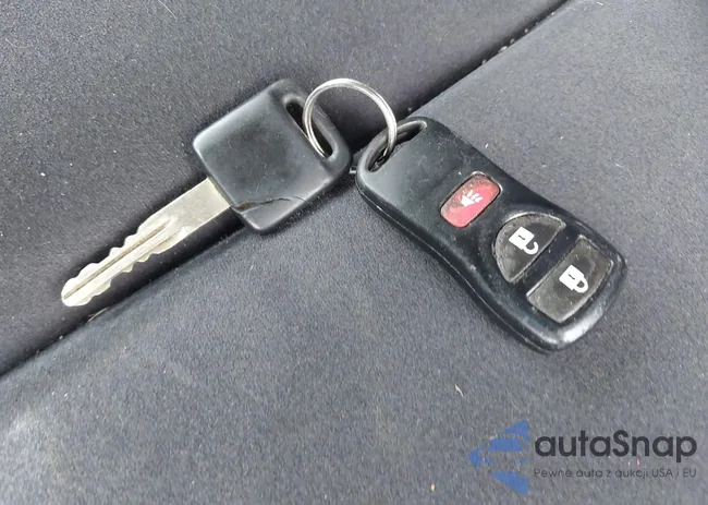 3N1BC13E88L460697: 43014289