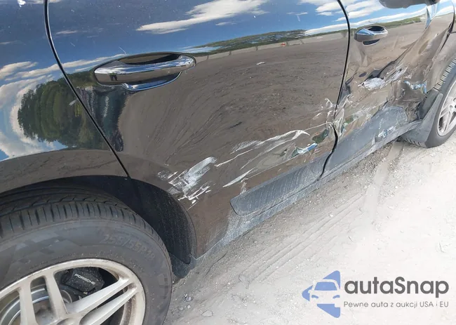 WP1AA2A51JLB13607: 43014318