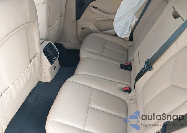 WP1AA2A51JLB13607: 43014318