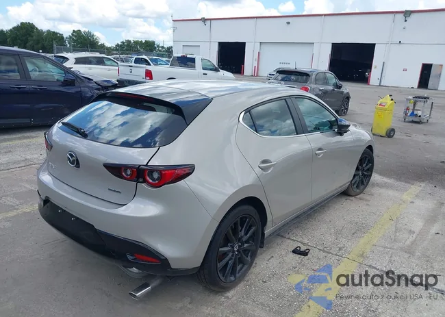 JM1BPAKM4S1753716: 43014323