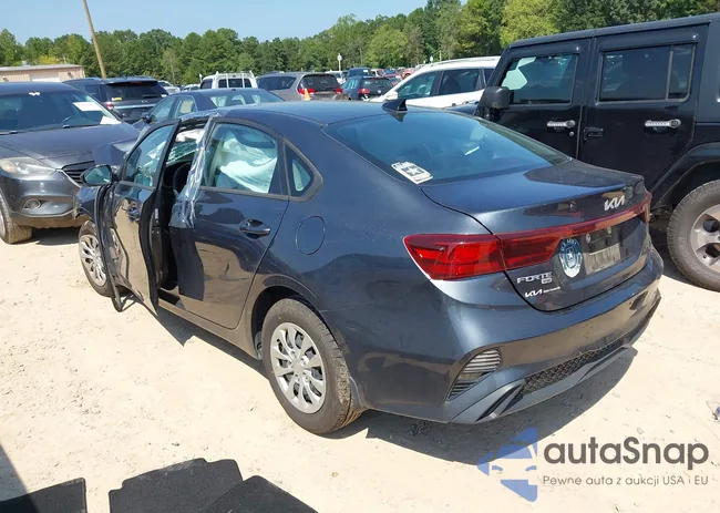 3KPF24AD8PE537567: 43014365