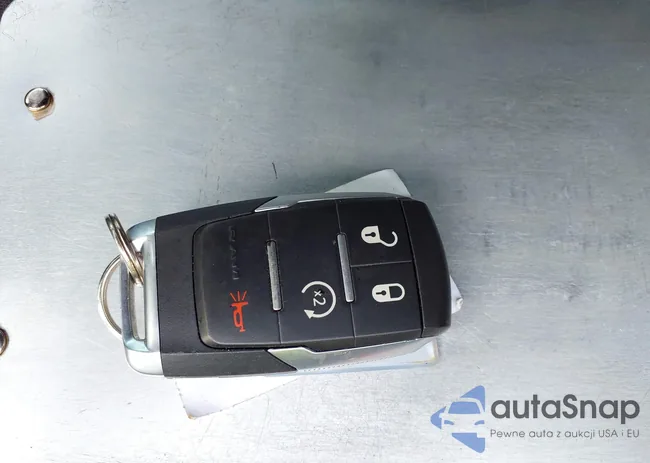 3C6UR5DL1PG523713: 43014413