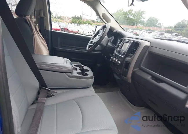 1C6RR7FT8HS811379: 43014418