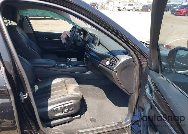 5UXKU2C51F0N76882: 43014521