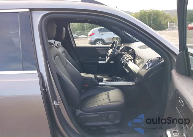 W1N9M1DB3NN006584: 43014523