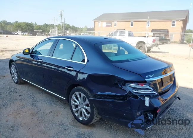 WDDZF4JB1HA096987: 43014692