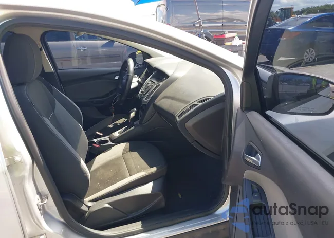 1FADP3F28EL274811: 43014720