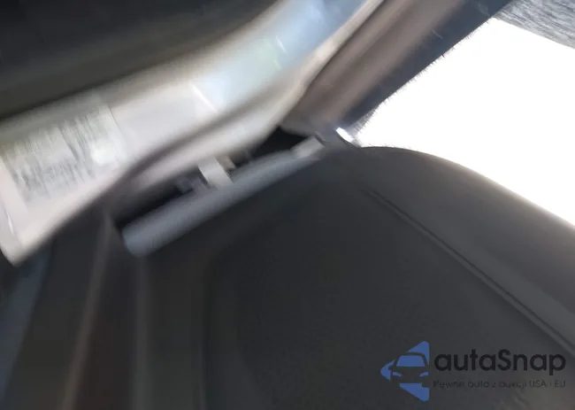 1FADP3F28EL274811: 43014720