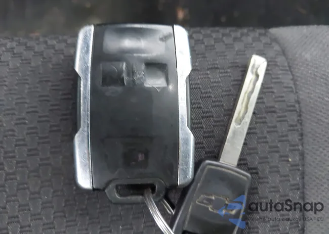 1GCVKREC6EZ118094: 43014793