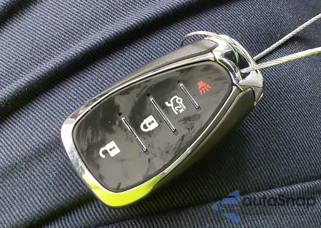 1G1ZB5ST1PF247016: 43013963