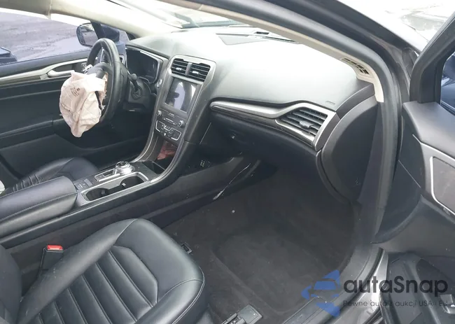 3FA6P0MU0KR189552: 43013982