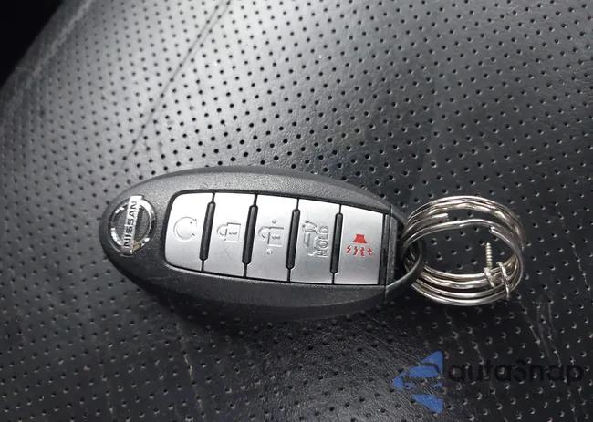 JN8AT2MV5HW278404: 43015368