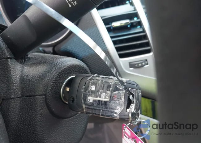 1G1PC5SB7F7232735: 43015393